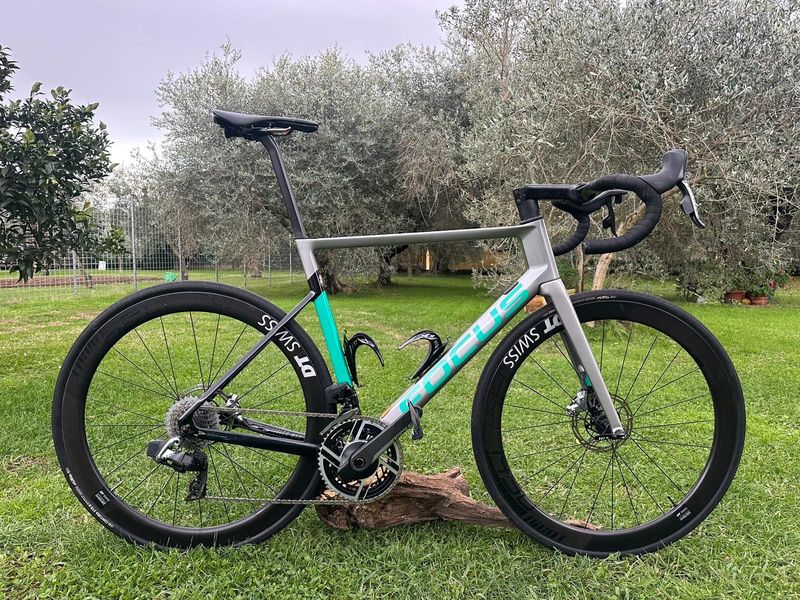 Used Focus Izalco SRAM Red eTap AXS 2021 Road & Gravel