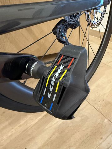 Used Colnago V4 2024 Road & Gravel, Light Gray — image 10 of 18