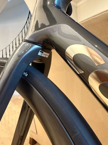 Used Colnago V4 2024 Road & Gravel, Light Gray — image 9 of 18