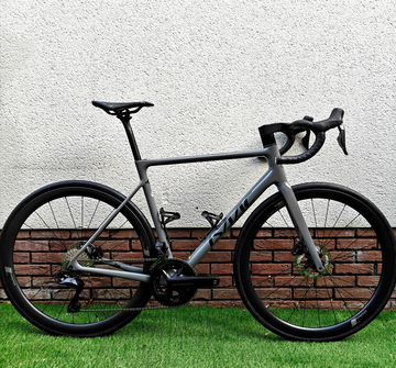 Used Isaac Element - Ultegra Di2 - Model 2025 2025 Road & Gravel