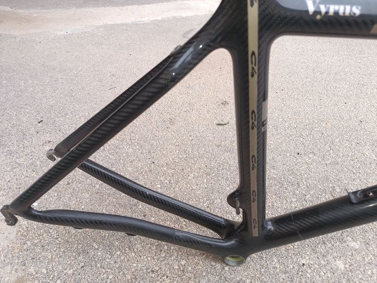 Used C4 Vyrus 2004 Road & Gravel, Black — image 3 of 5