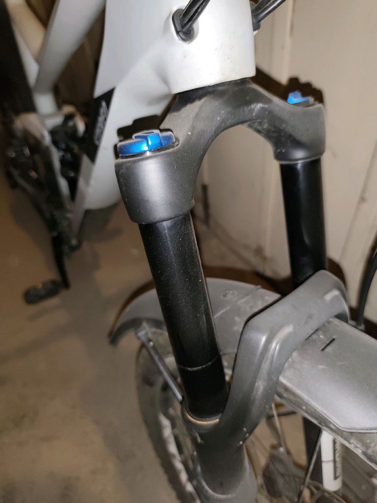 Used CUBE STEREO 140 HPC RACE 27.5 2019 2019 Mountainbike, Light Gray, 27.5 — image 20 of 24