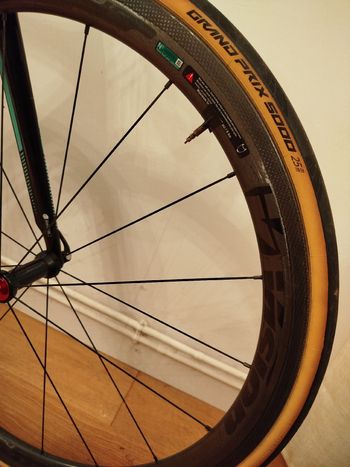 Used Bianchi Oltre XR3 Ultegra 2018 2018 Road & Gravel, Green — image 8 of 11