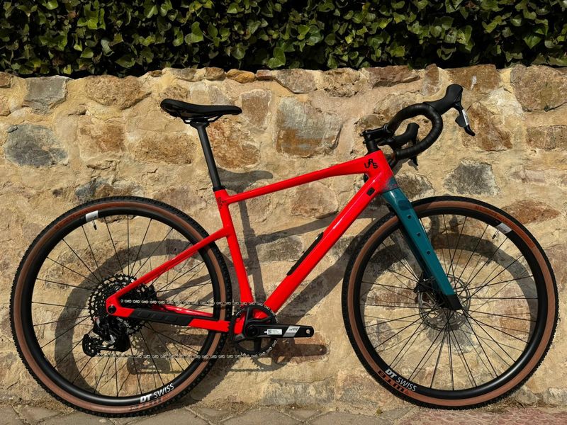 BMC URS TWO 2024 2024 Road & Gravel usato
