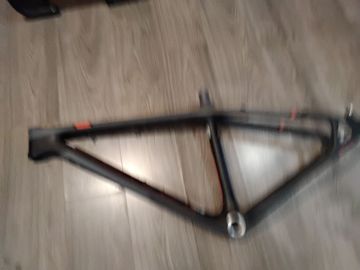 Used Trek SUPERFLY SINGLE SPEED 2010 Mountainbike, Light Gray — image 8 of 27
