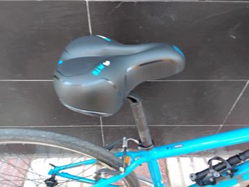 Used Trek FX 7.4 2013 Mountainbike, Blue — image 9 of 31