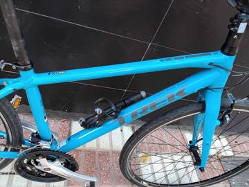 Used Trek FX 7.4 2013 Mountainbike, Blue — image 7 of 31
