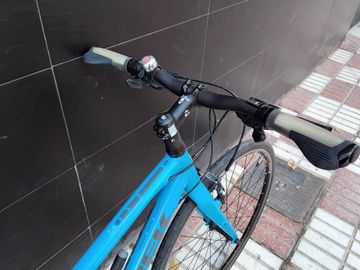 Used Trek FX 7.4 2013 Mountainbike, Blue — image 8 of 31