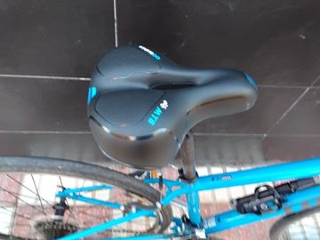 Used Trek FX 7.4 2013 Mountainbike, Blue — image 10 of 31