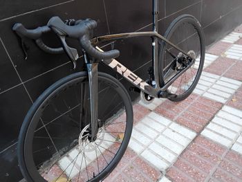 Used Trek Émonda SLR 6 AXS 2024 2024 Road & Gravel, Schwarz — image 28 of 43