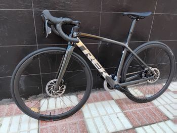 Used Trek Émonda SLR 6 AXS 2024 2024 Road & Gravel, Schwarz — image 2 of 43
