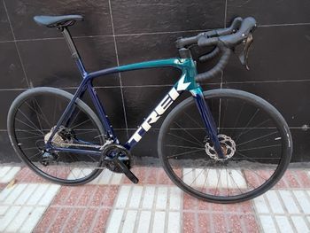 Used Trek Émonda SL 5 2024 2024 Road & Gravel, Green — image 5 of 26
