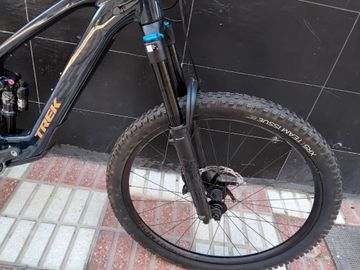 Brugt Trek Fuel EXe 8 XT 2024 2024 Mountainbike — billede 19 af 23