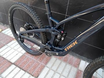 Brugt Trek Fuel EXe 8 XT 2024 2024 Mountainbike — billede 21 af 23