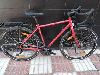 Used Trek TREK 520 2023 Road & Gravel, Red — image 1 of 24