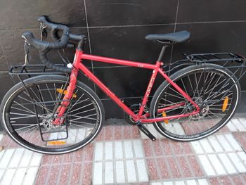 Used Trek TREK 520 2023 Road & Gravel, Red — image 2 of 24