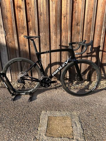 Używany Ridley Noah Shimano 105 Di2 2024 Road & Gravel — zdjęcie 1 z 4
