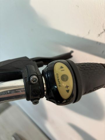 CUBE ELLY Cruise 2017 Mountainbike usato, Nero — immagine 9 di 21