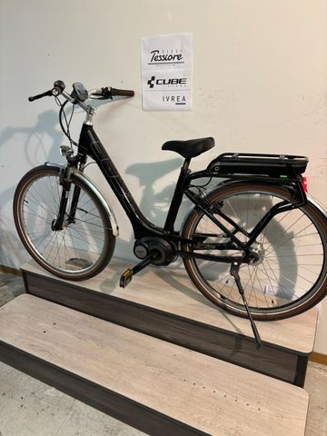 CUBE ELLY Cruise 2017 Mountainbike usato, Nero — immagine 6 di 21