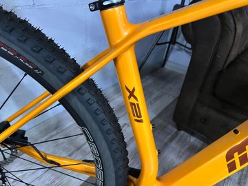 Brugt Mendiz F21 CARBON NX 2024 Mountainbike — billede 10 af 17