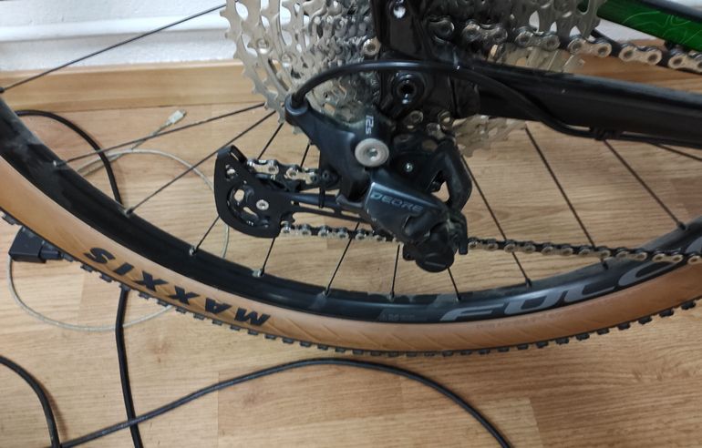 Used Cannondale Trail Shimano Deore 2023 Mountainbike, Green — image 3 of 15