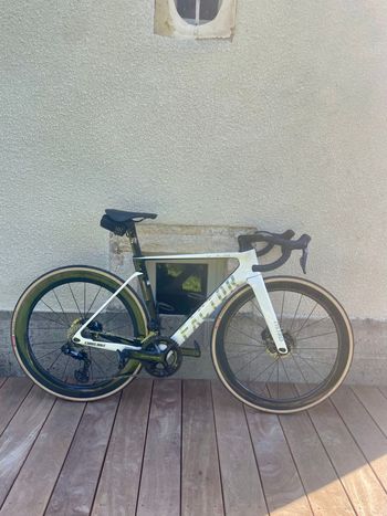 Factor, Ostro Shimano Dura Ace Di2