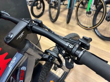 Used Lee Cougan Edge 72 2024 2024 Mountainbike, Black, 29 — image 3 of 8
