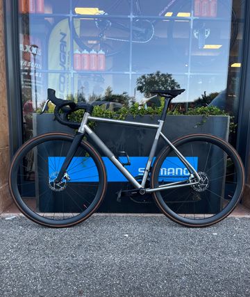 Tweedehands Rewel 2024 Road & Gravel — afbeelding 2 van 8