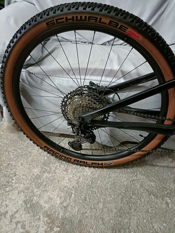 Used Cannondale Scalpel Carbon 2 2023 2023 Mountainbike, Negro — image 3 of 6