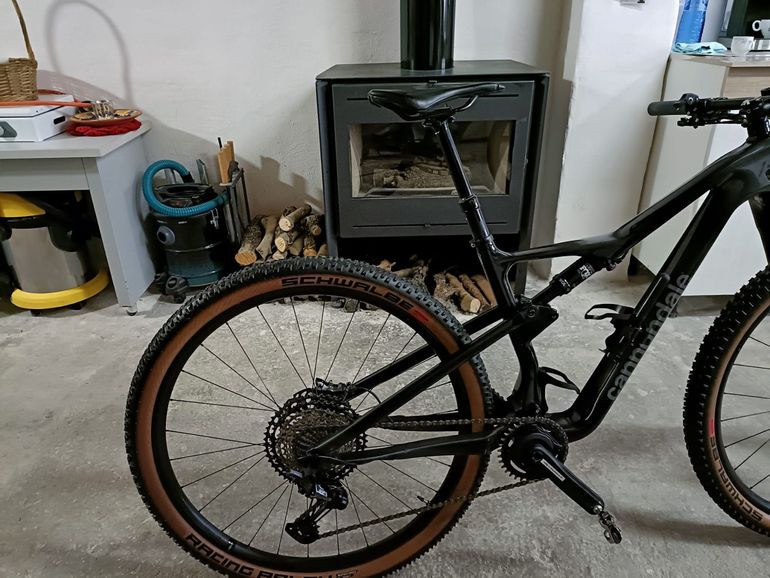 Used Cannondale Scalpel Carbon 2 2023 2023 Mountainbike, Negro — image 5 of 6