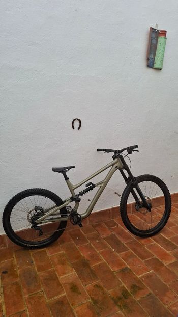 Specialized, STATUS 2 170 DH 2024