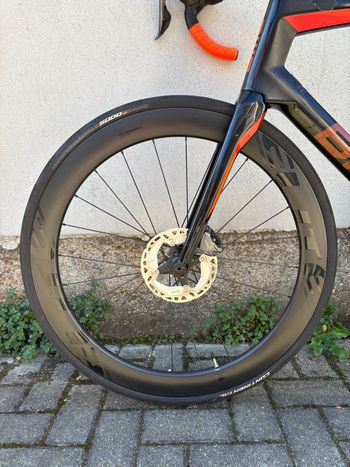 Used BMC Roadmachine 01 THREE 2018 2018 Road & Gravel — image 8 of 21