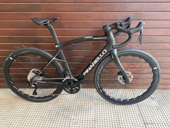 Pinarello, X5 SHIMANO 105 Di2 2024