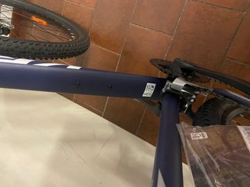 Kross HEXAGON 8.0 2022 2022 Mountainbike de segunda mano, Azul — imagen 3 de 5