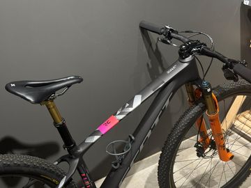 Używany Scott Scale RC World Cup 2025 Mountainbike — zdjęcie 5 z 9