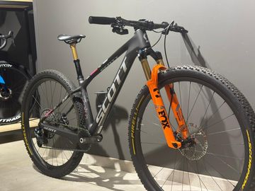 Używany Scott Scale RC World Cup 2025 Mountainbike — zdjęcie 2 z 9