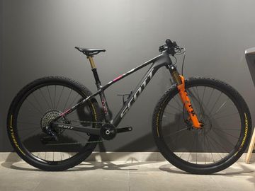 Używany Scott Scale RC World Cup 2025 Mountainbike — zdjęcie 1 z 9