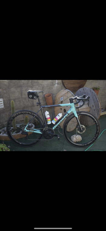 Used Bianchi Specialissima - Dura Ace Di2 2023 2023 Road & Gravel — image 6 of 7
