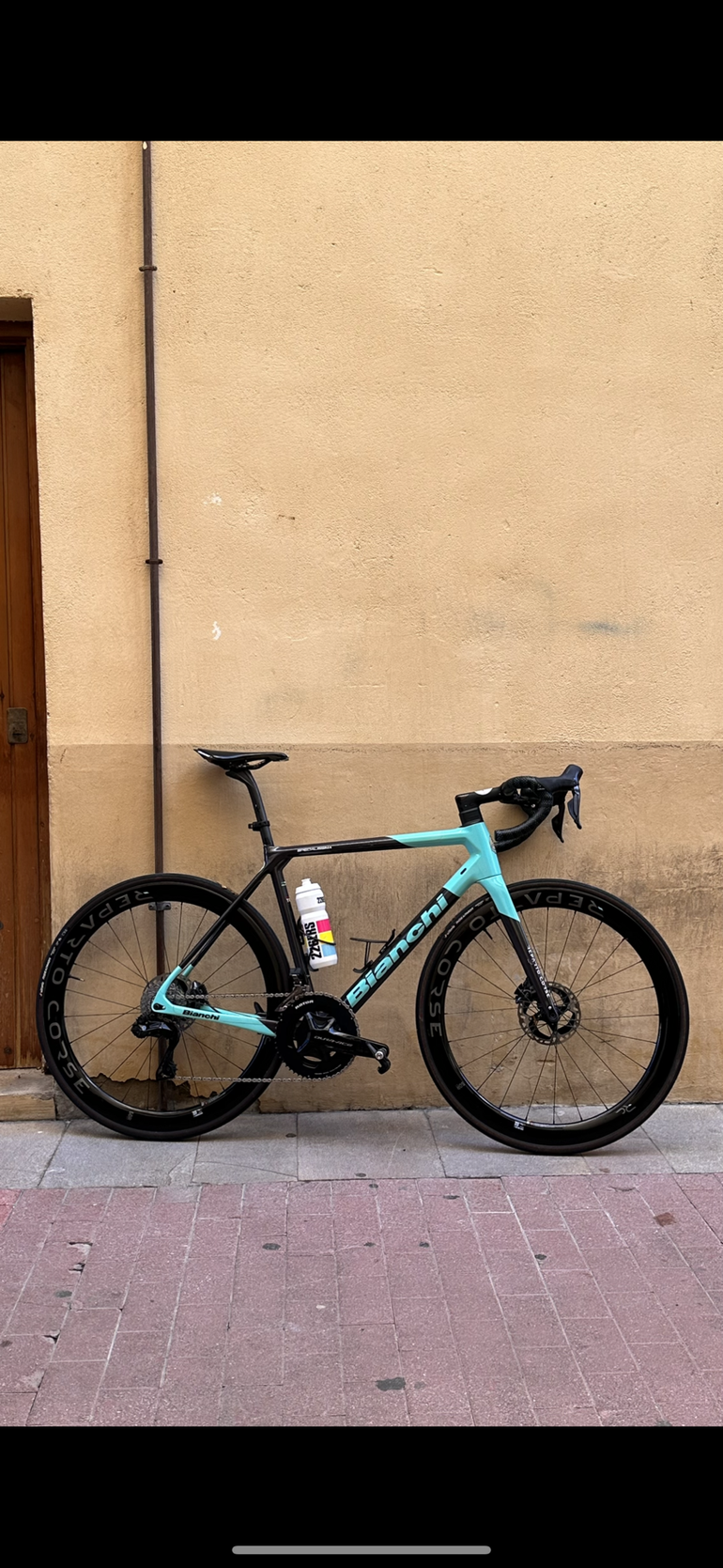 Used Bianchi Specialissima - Dura Ace Di2 2023 2023 Road & Gravel — image 2 of 7