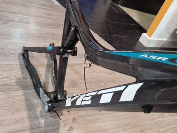 Gebrauchtes YETI ASRC 2007 Mountainbike, Schwarz — Bild 21 von 28