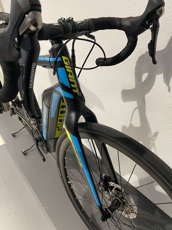 Used Giant Road E+ 1 2017 Road & Gravel, Black — image 6 of 8