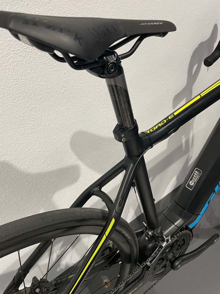 Used Giant Road E+ 1 2017 Road & Gravel, Black — image 7 of 8
