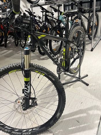 Used Scott Scale Shimano Deore XT 2017 Mountainbike — image 7 of 9