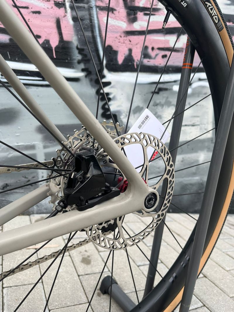 Použité Open U.P. RIVAL 2024 Road & Gravel — obrázek 7 z 9