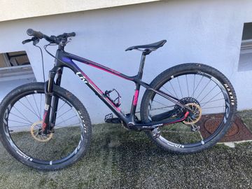 Used LIV Obsess Advanced 1 2017 MTB