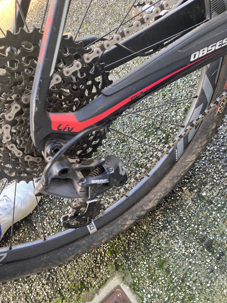 Used Liv LIV Obsess Advanced 1 2017 Mountainbike, Black — image 11 of 24