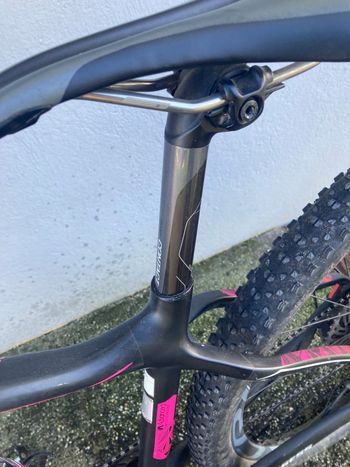 Used Liv LIV Obsess Advanced 1 2017 Mountainbike, Black — image 18 of 24