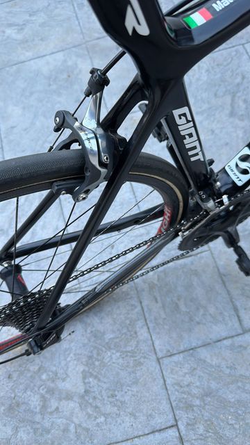 Used Giant Tcr Shimano Dura Ace Di2 2019 Road & Gravel, Black — image 3 of 8