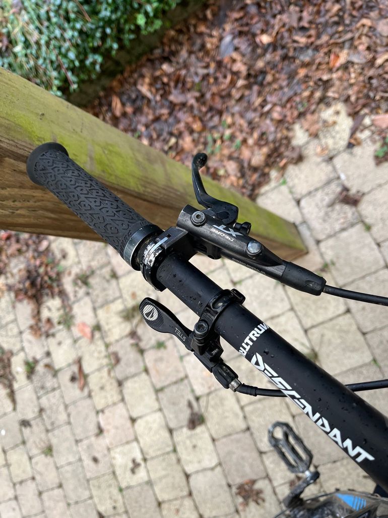 Used Specialized Enduro Comp 2014 2014 Mountainbike, Black — image 18 of 19