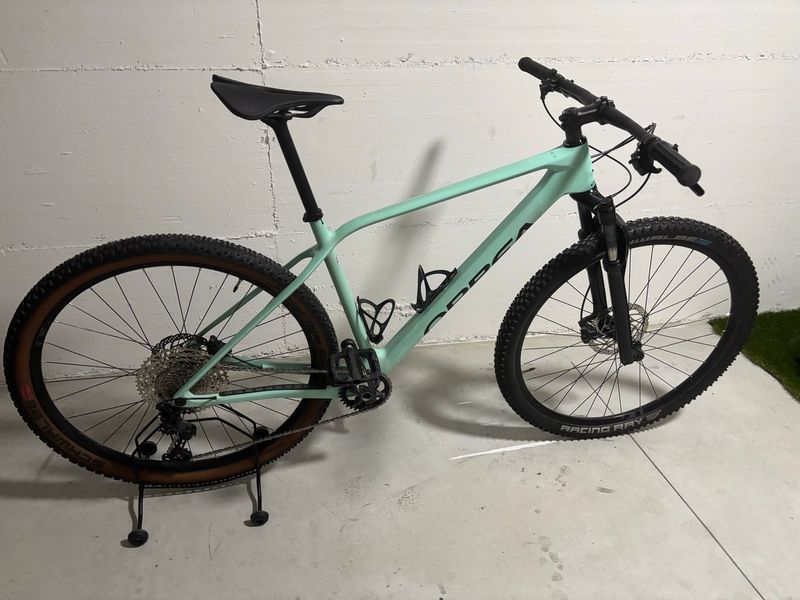 Orbea Alma 2022 Mountainbike d'occasion — image 4 sur 9